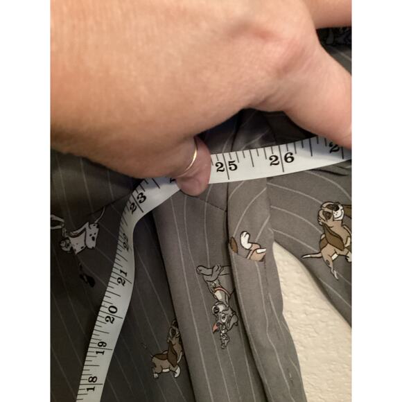 NWOT Torrid Disney Dogs Peasant Blouse - Stripped Grey Plus Size 2 18/20 - Picture 6 of 9